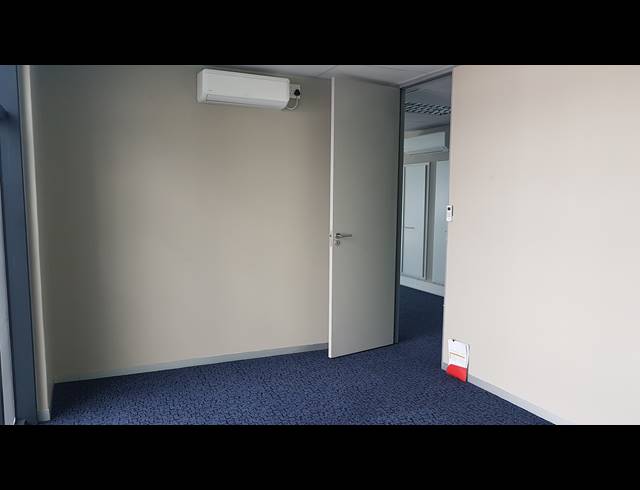 110M² OFFICE TO LET IN TYGER VALLEY